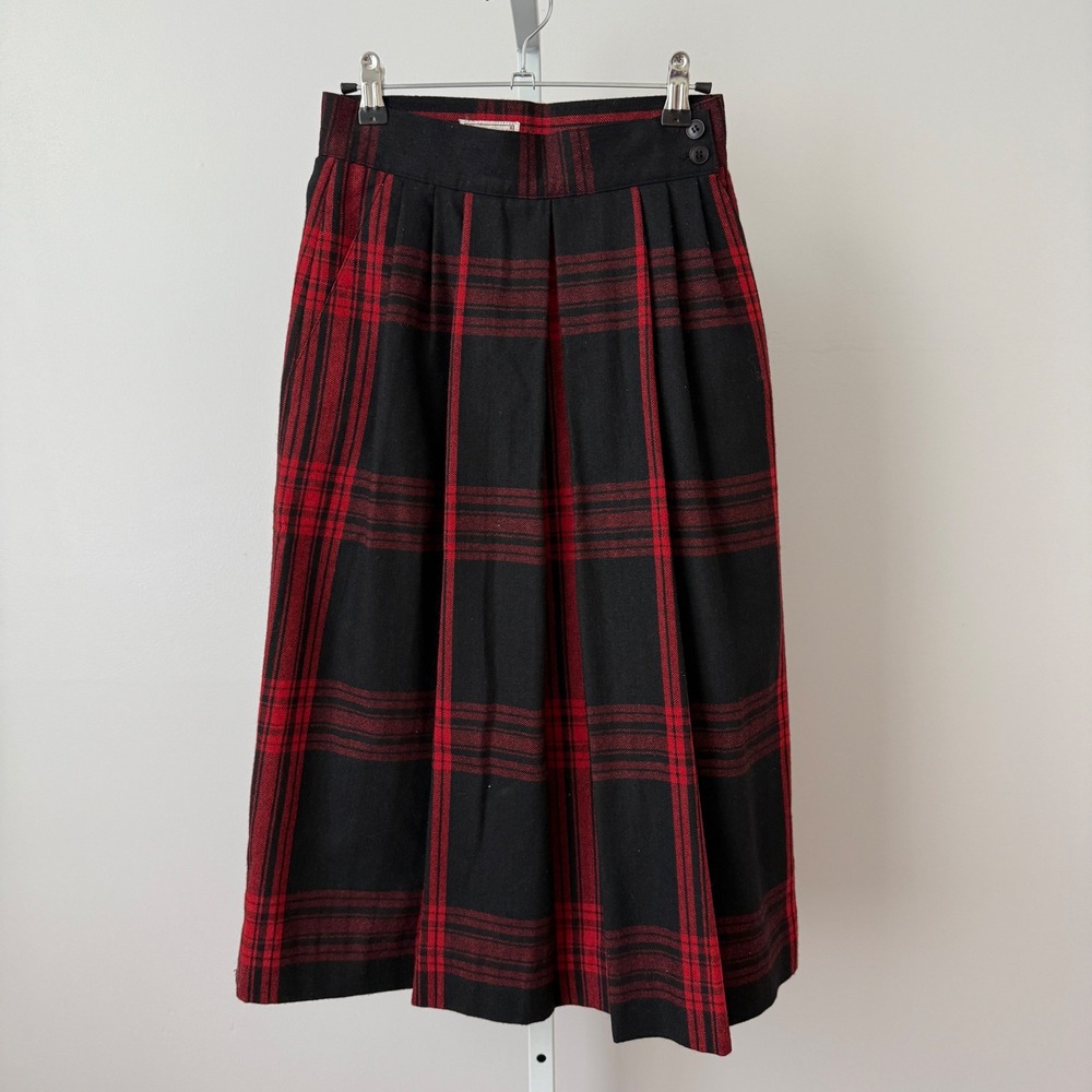 VTG Jones New York Black Red Plaid Midi Skirt sz 6 Wool Pleated Kilt